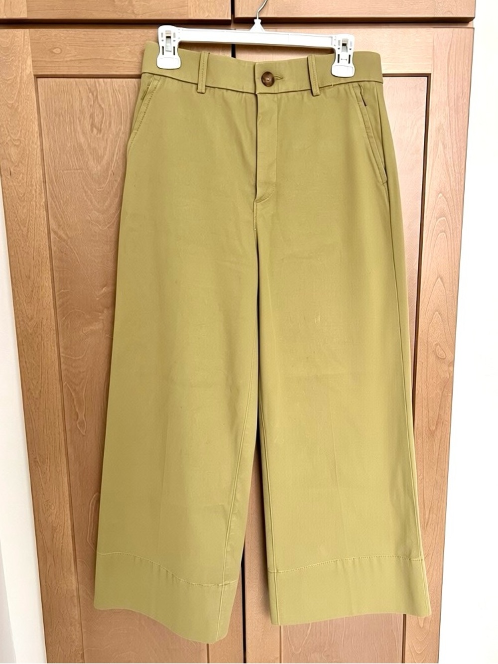 SPANX Wide Leg Crop Pants in Olive Green